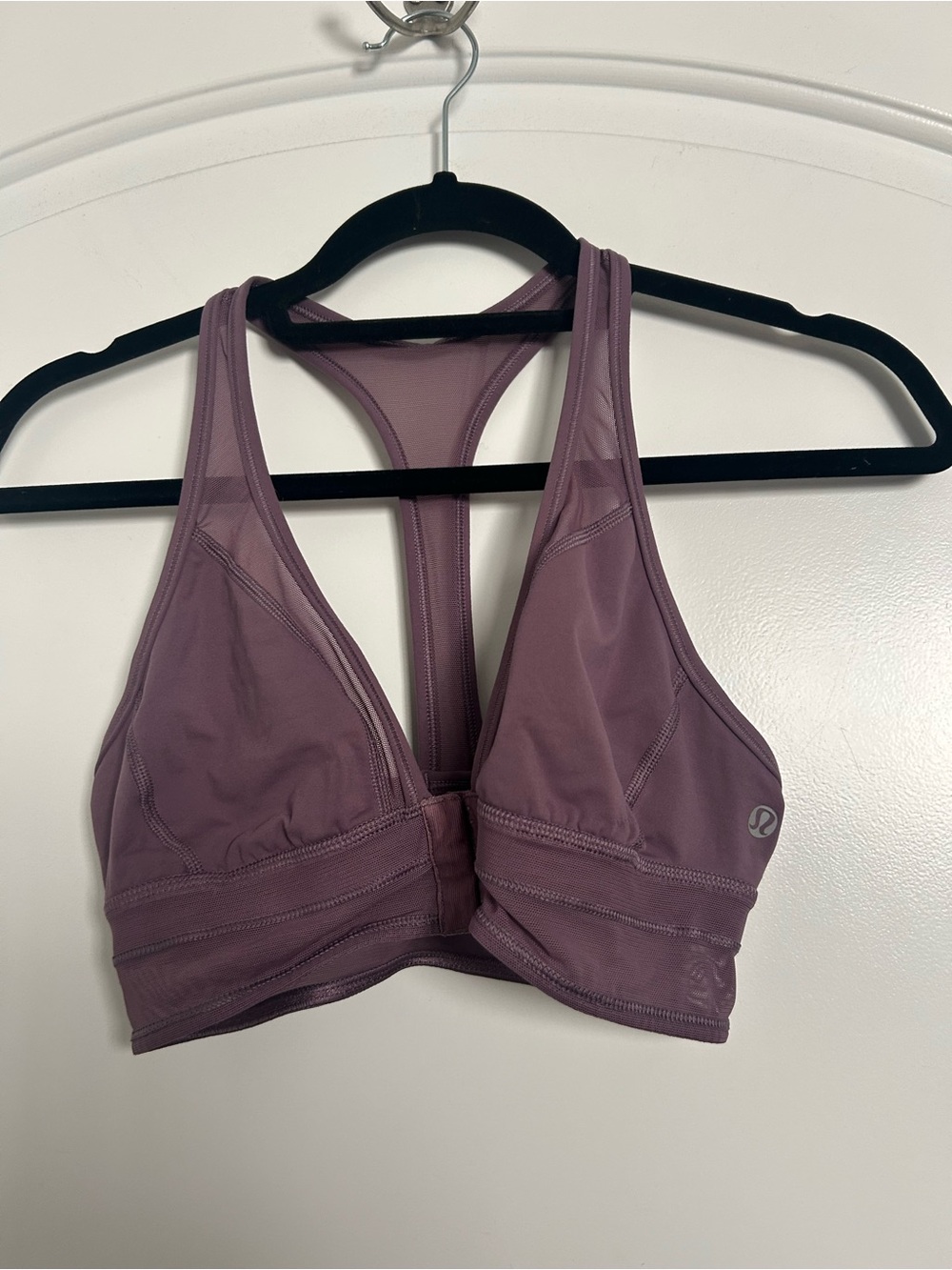 Lululemon Seek The Heat Sports Bra Size 6 Purple Workout Gorpcore Gym Athleisure